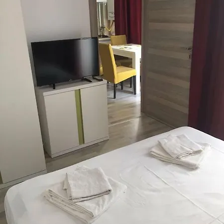 Summer Apartment