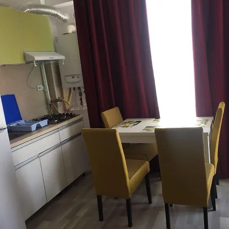 Summer Apartment *