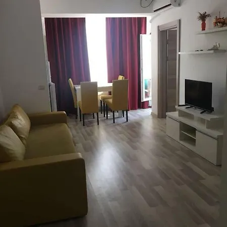Summer Apartment